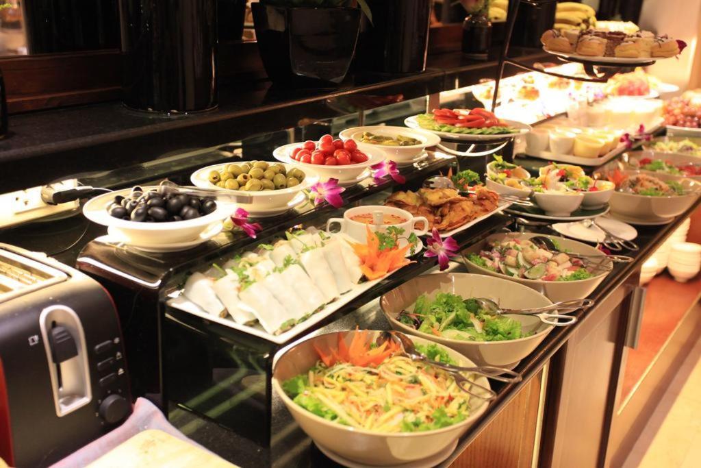 Ambassador Hanoi Hotel & Travel Екстер'єр фото