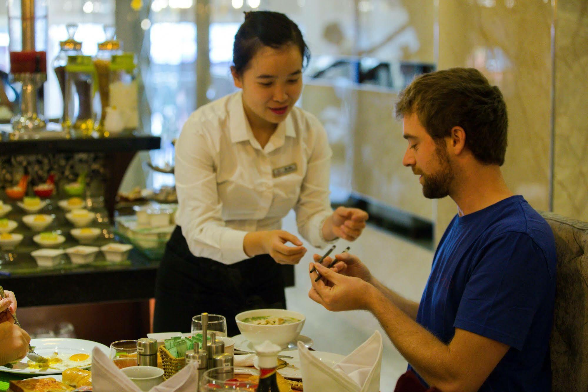 Ambassador Hanoi Hotel & Travel Екстер'єр фото