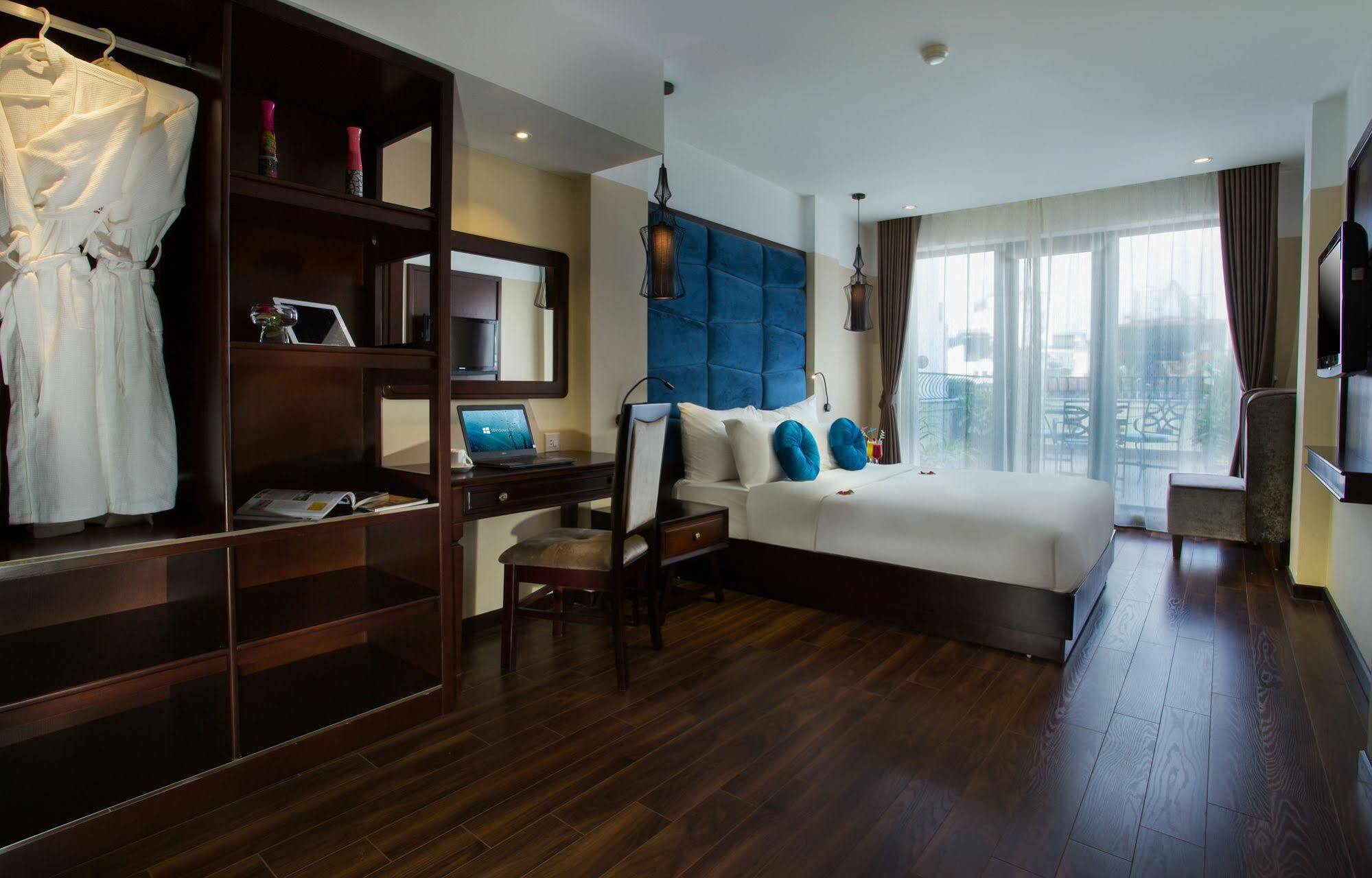 Ambassador Hanoi Hotel & Travel Екстер'єр фото